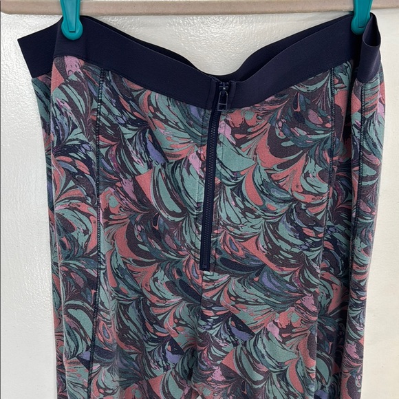 Colorful Patterned Joggers - Picture 2 of 6